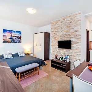  Apartman F&r
