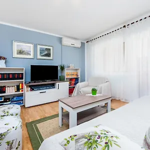  Apartman Oly
